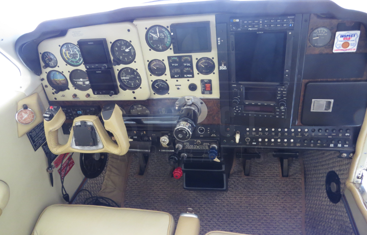 BEECHCRAFT BONANZA A36 1975