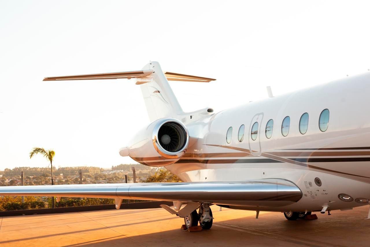 HAWKER 4000 2008
