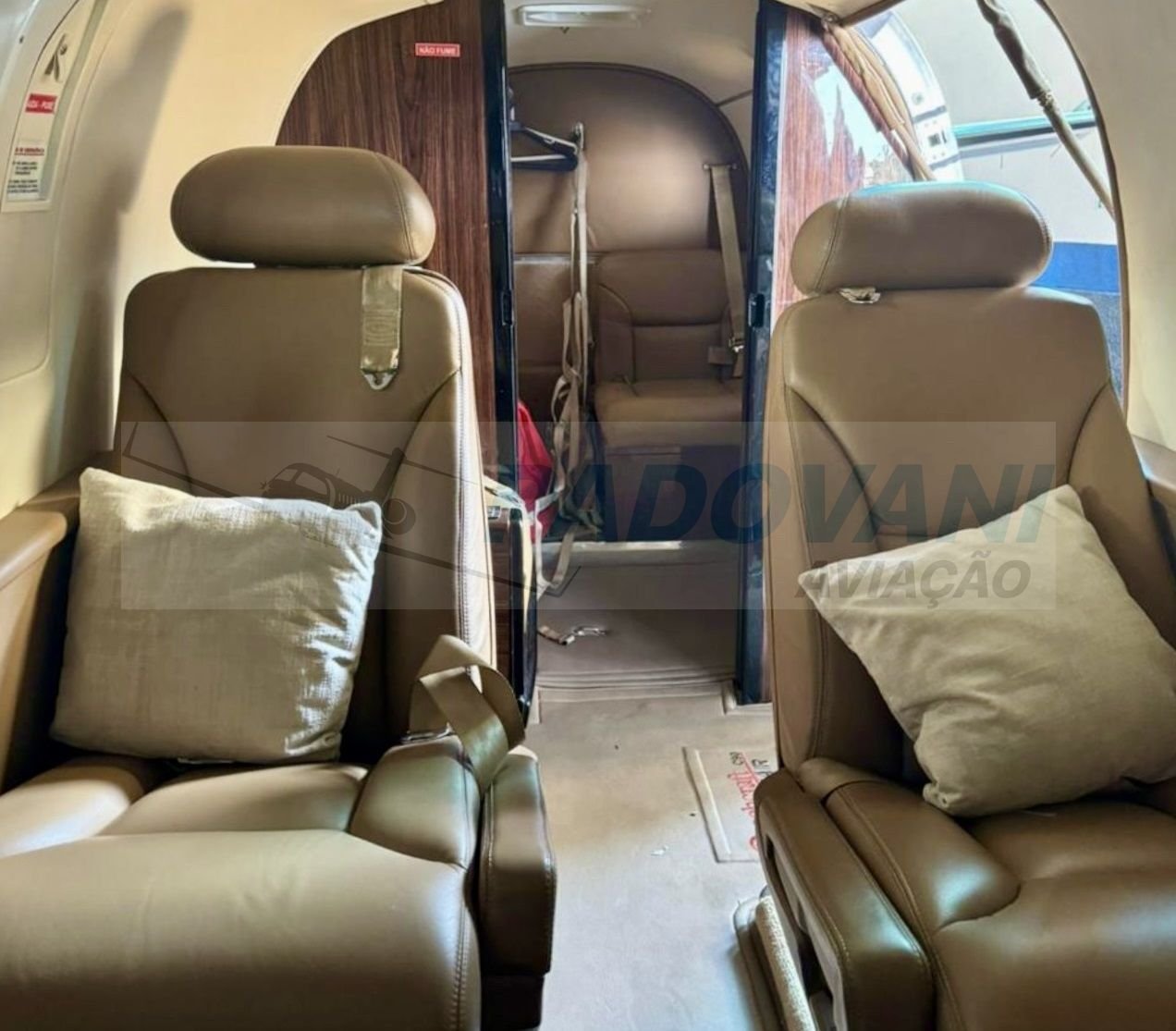 BEECHCRAFT KING AIR C90 SÉRIE OURO 1982