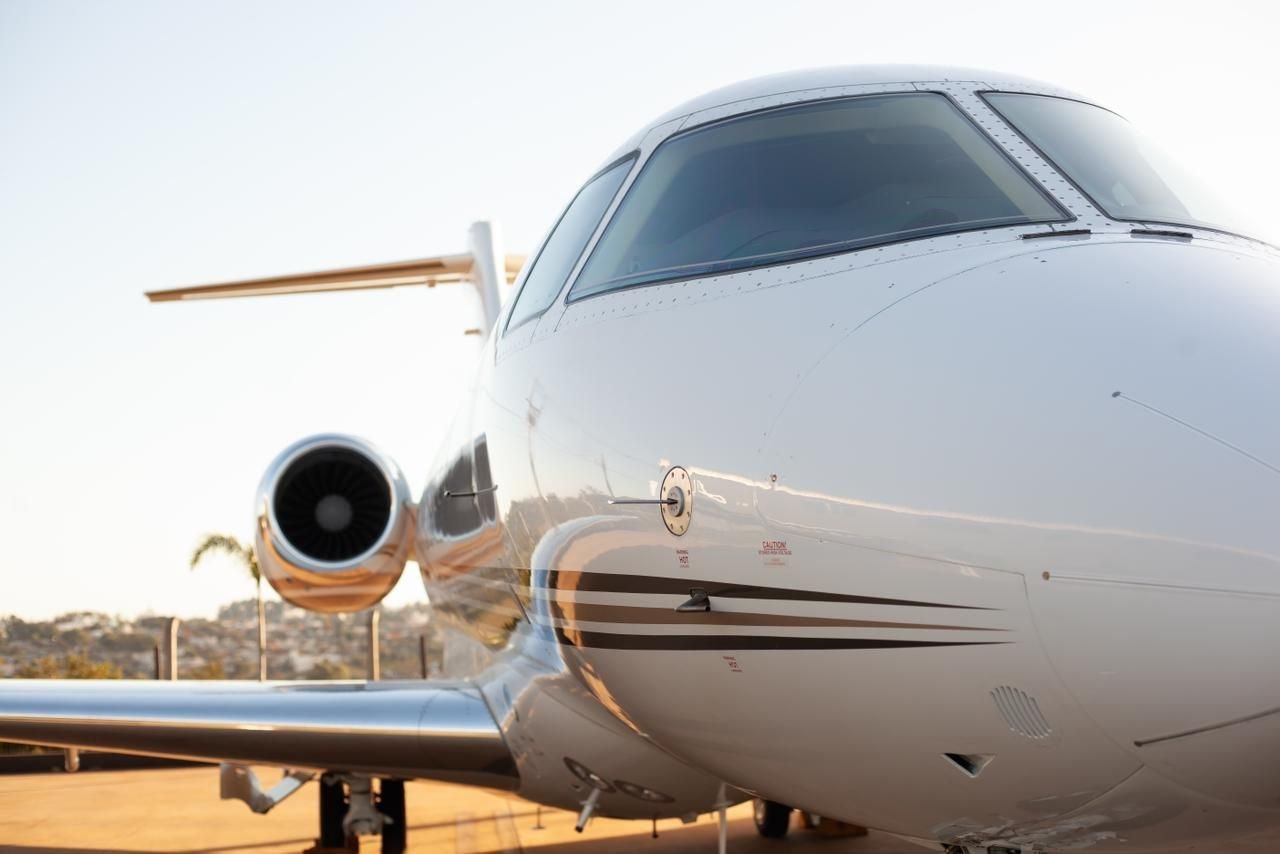 HAWKER 4000 2008