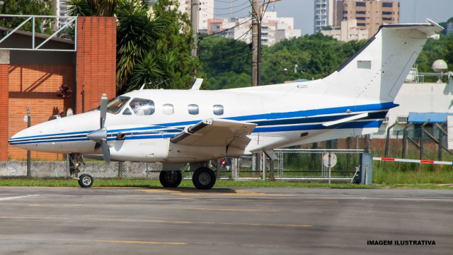 EMBRAER EMB-121 XINGU 1979