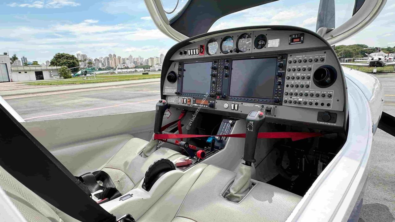DA40-180 DIAMOND STAR 2005