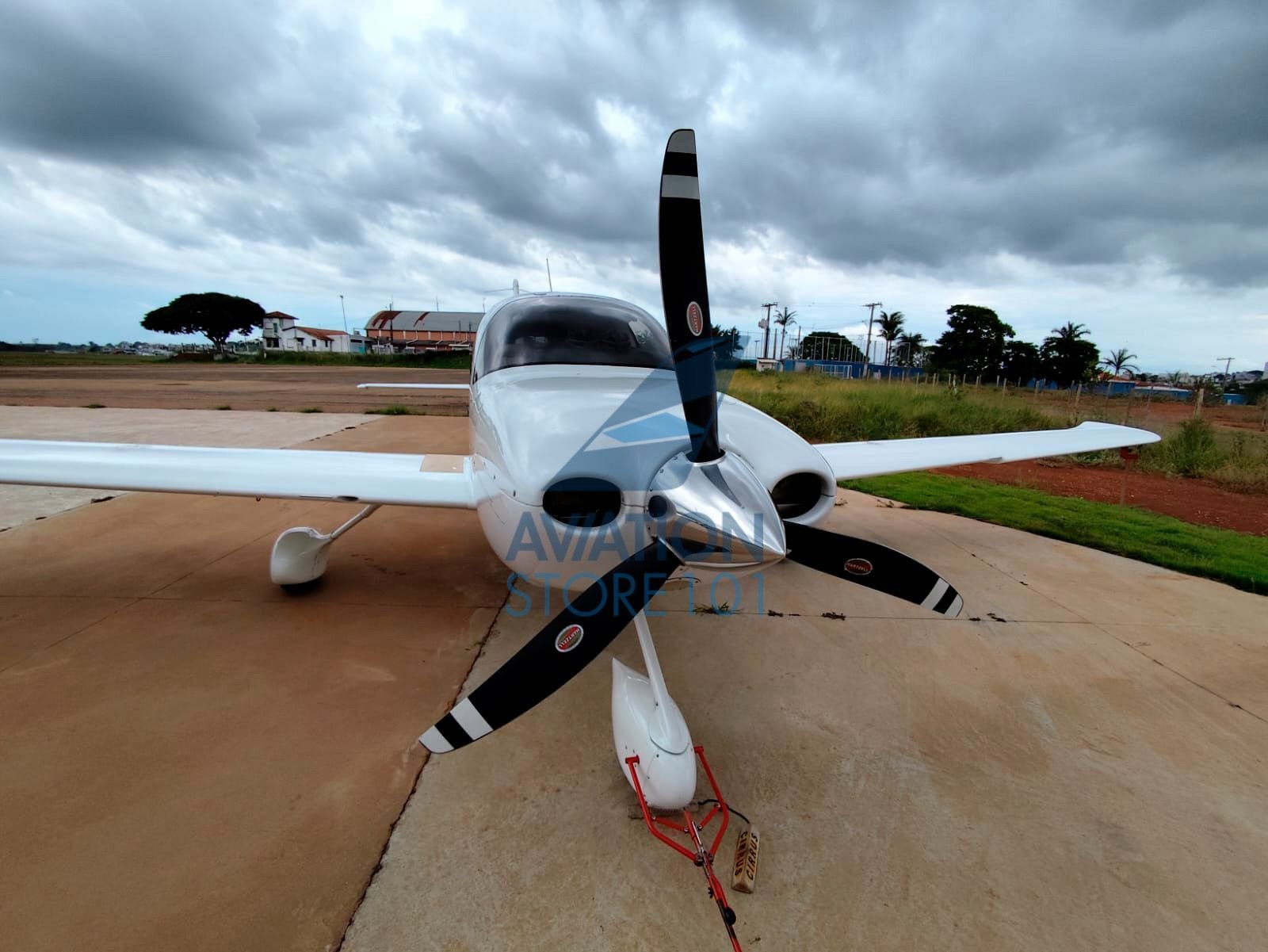 CIRRUS SR20 2006