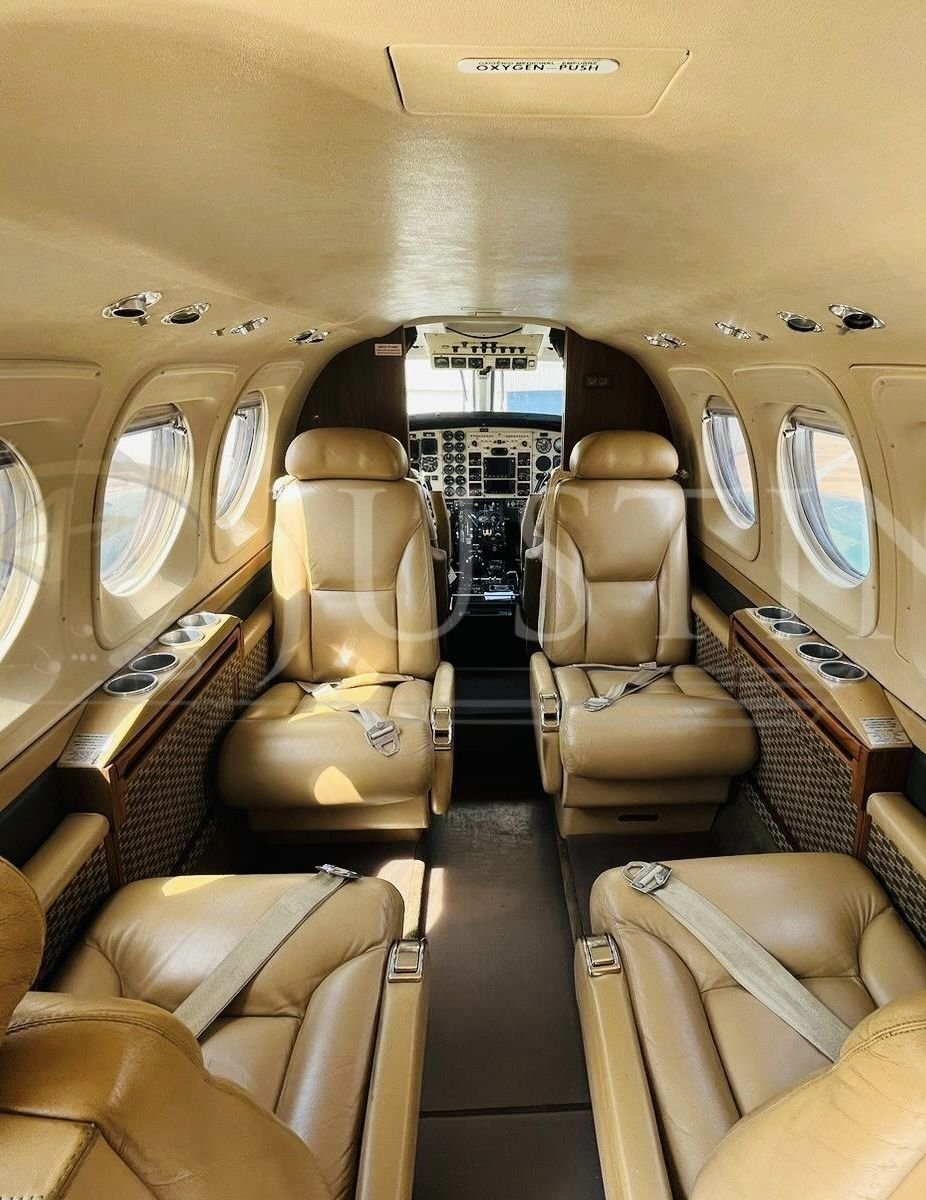 BEECHCRAFT KING AIR C90 GT 2006