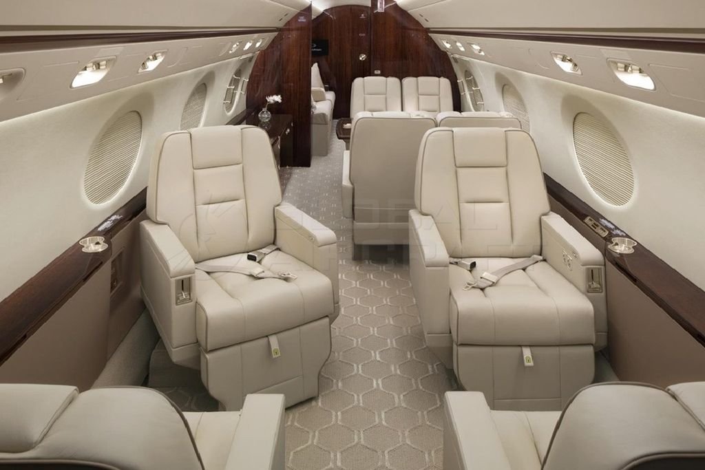 GULFSTREAM G550 2018