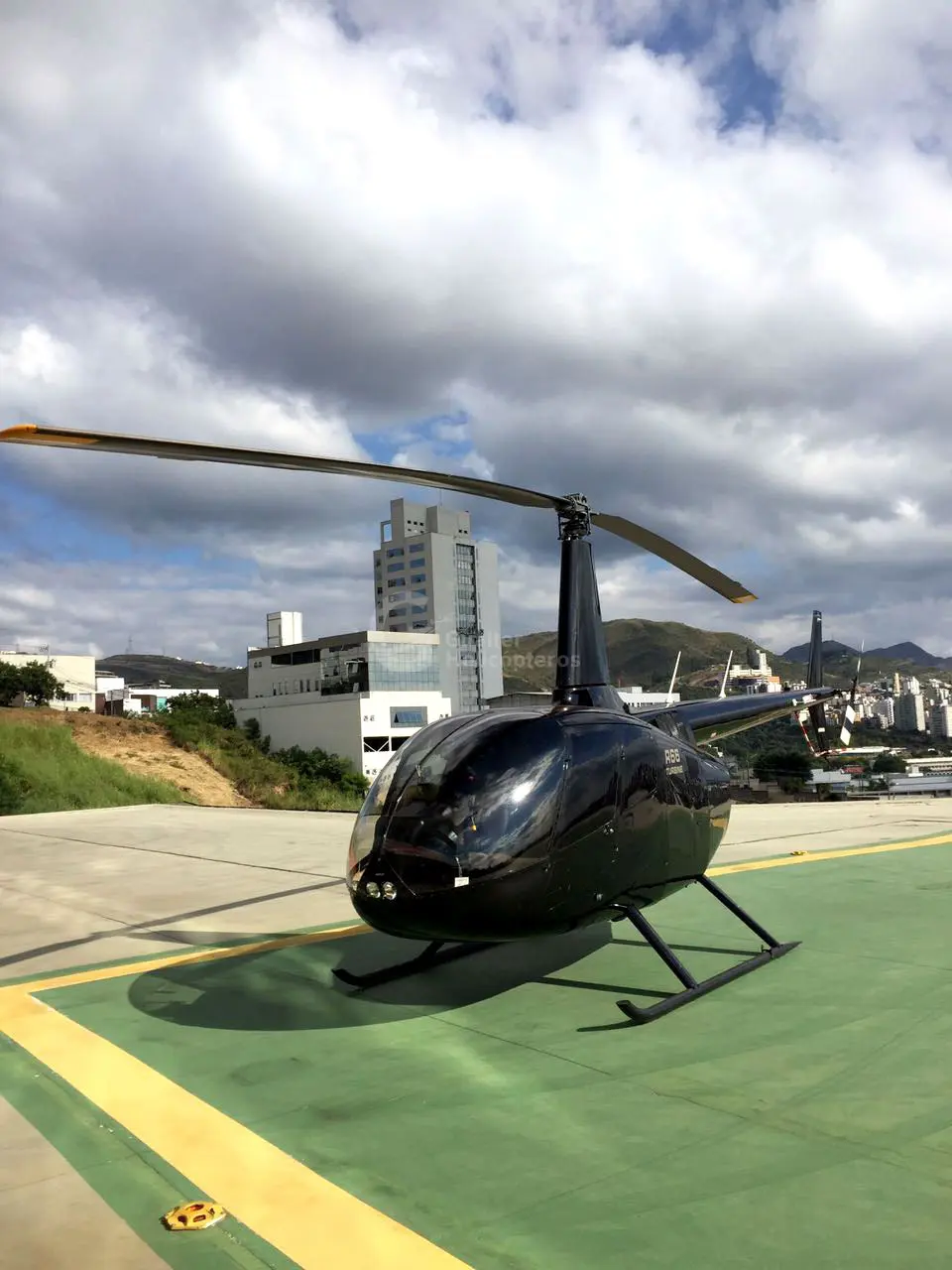 ROBINSON R66 TURBINE 2013