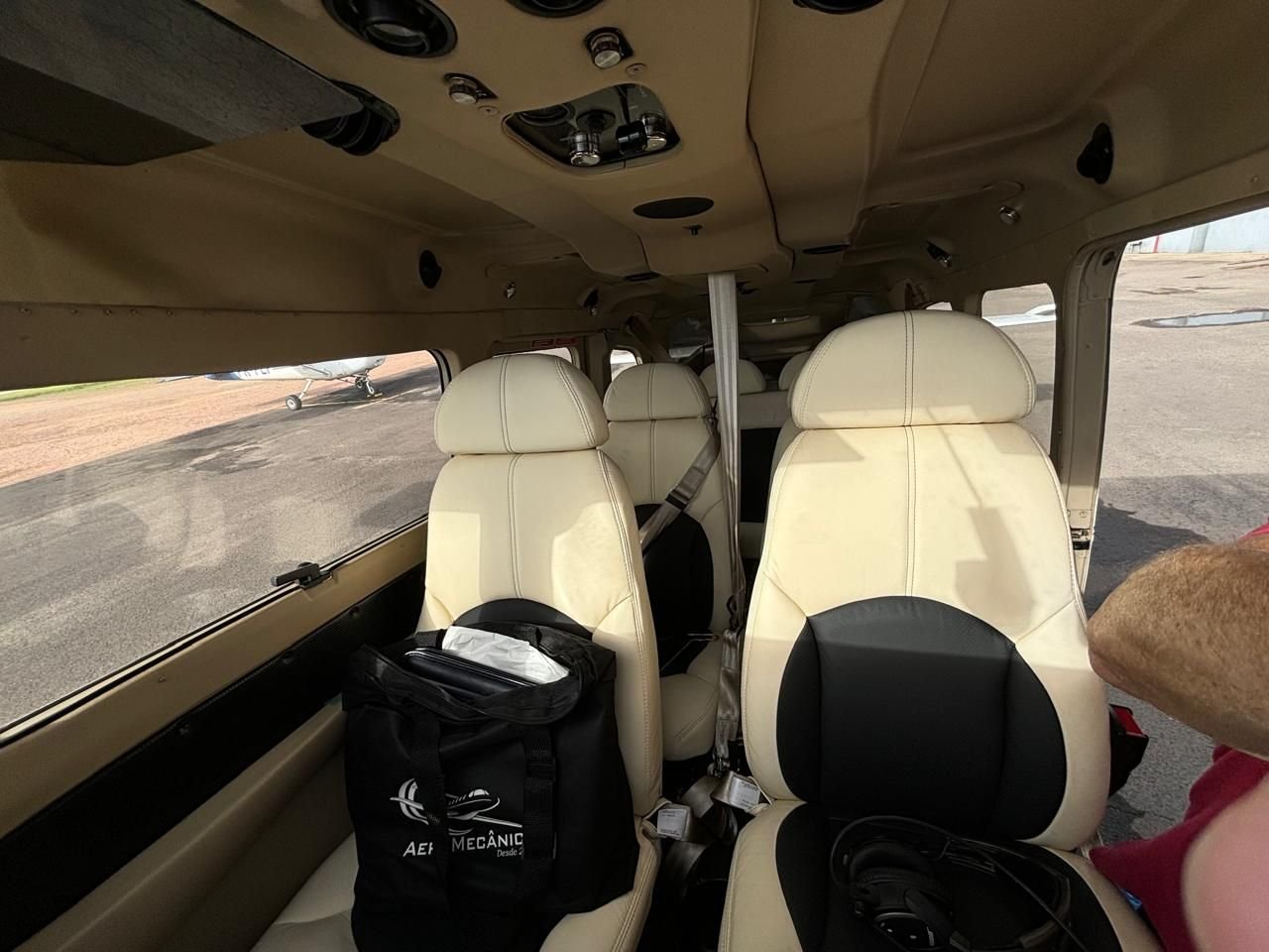 CESSNA T206H 2014