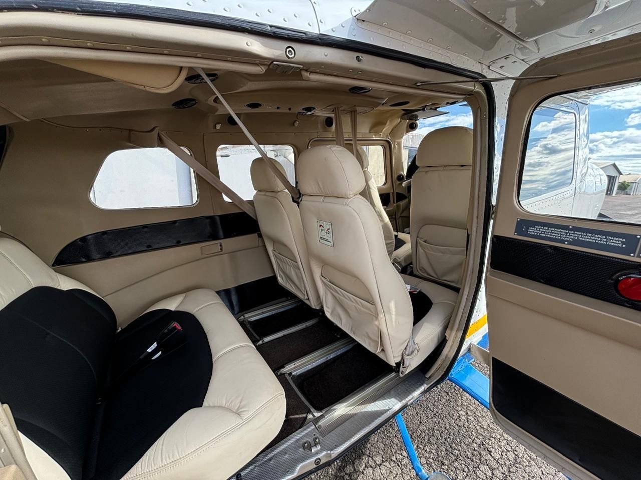 CESSNA T206H 2014
