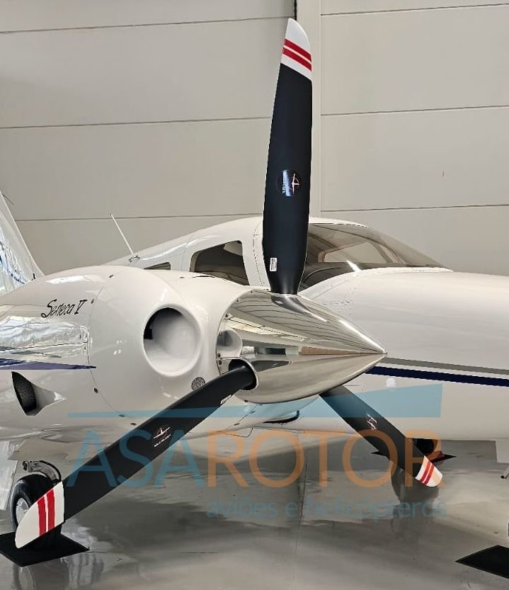 PIPER PA34-220T SENECA V 2013