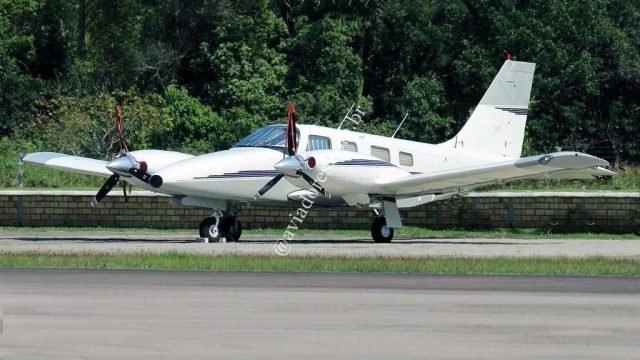 PIPER PA-34-220T SENECA IV 1994