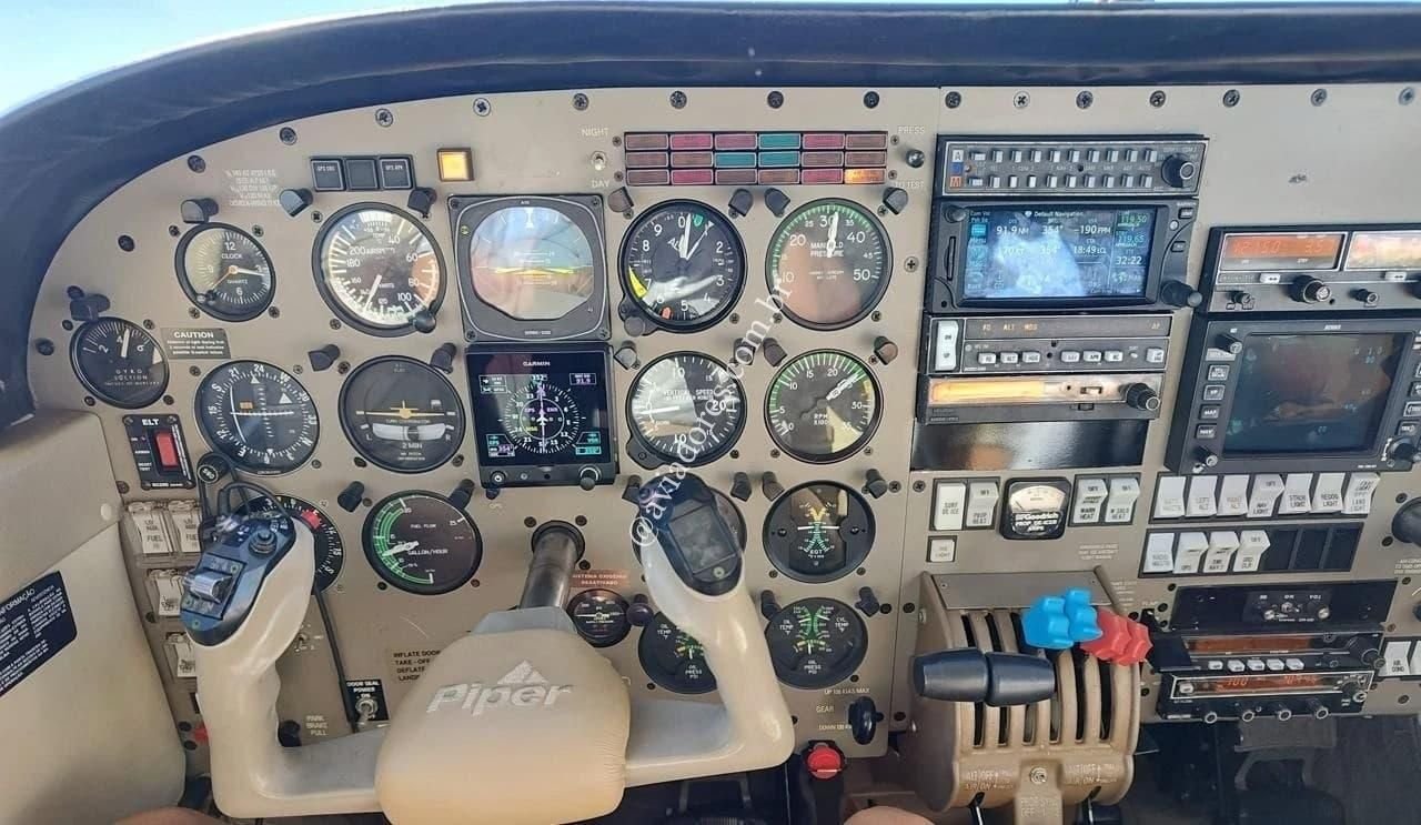 PIPER PA-34-220T SENECA IV 1995