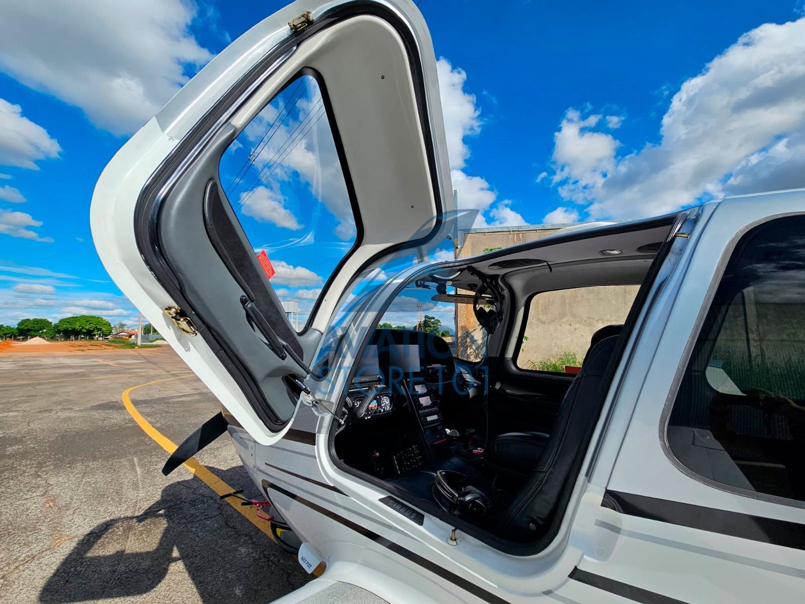 CIRRUS SR22 G3 GTS 2007