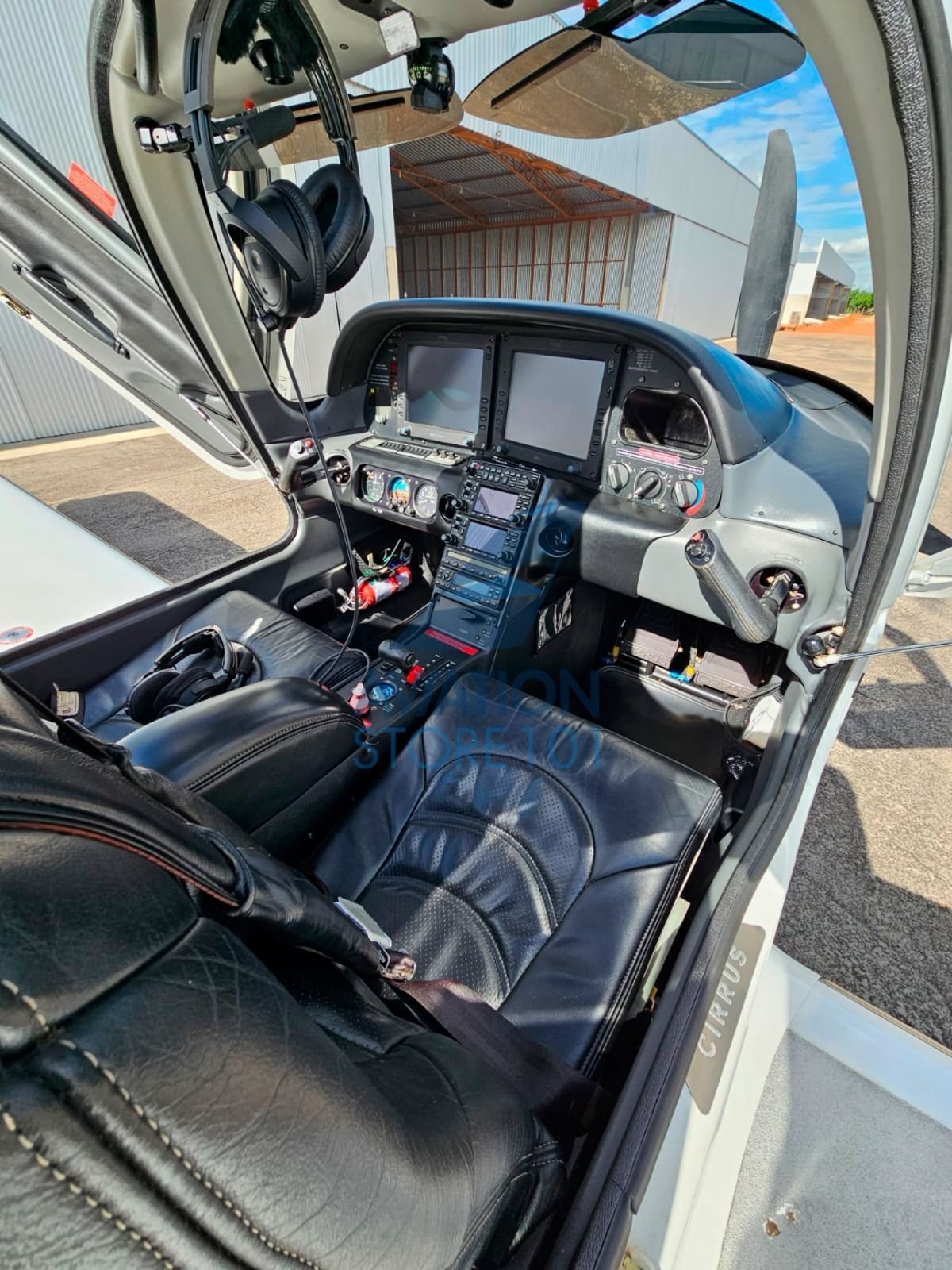 CIRRUS SR22 G3 GTS 2007