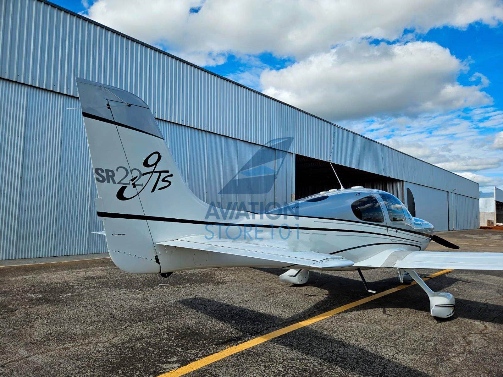 CIRRUS SR22 G3 GTS 2007
