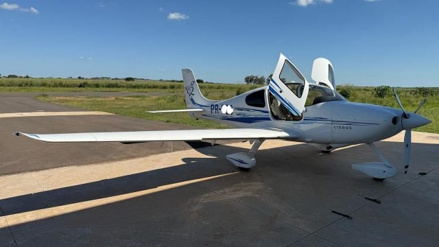 CIRRUS SR22 G2 2007
