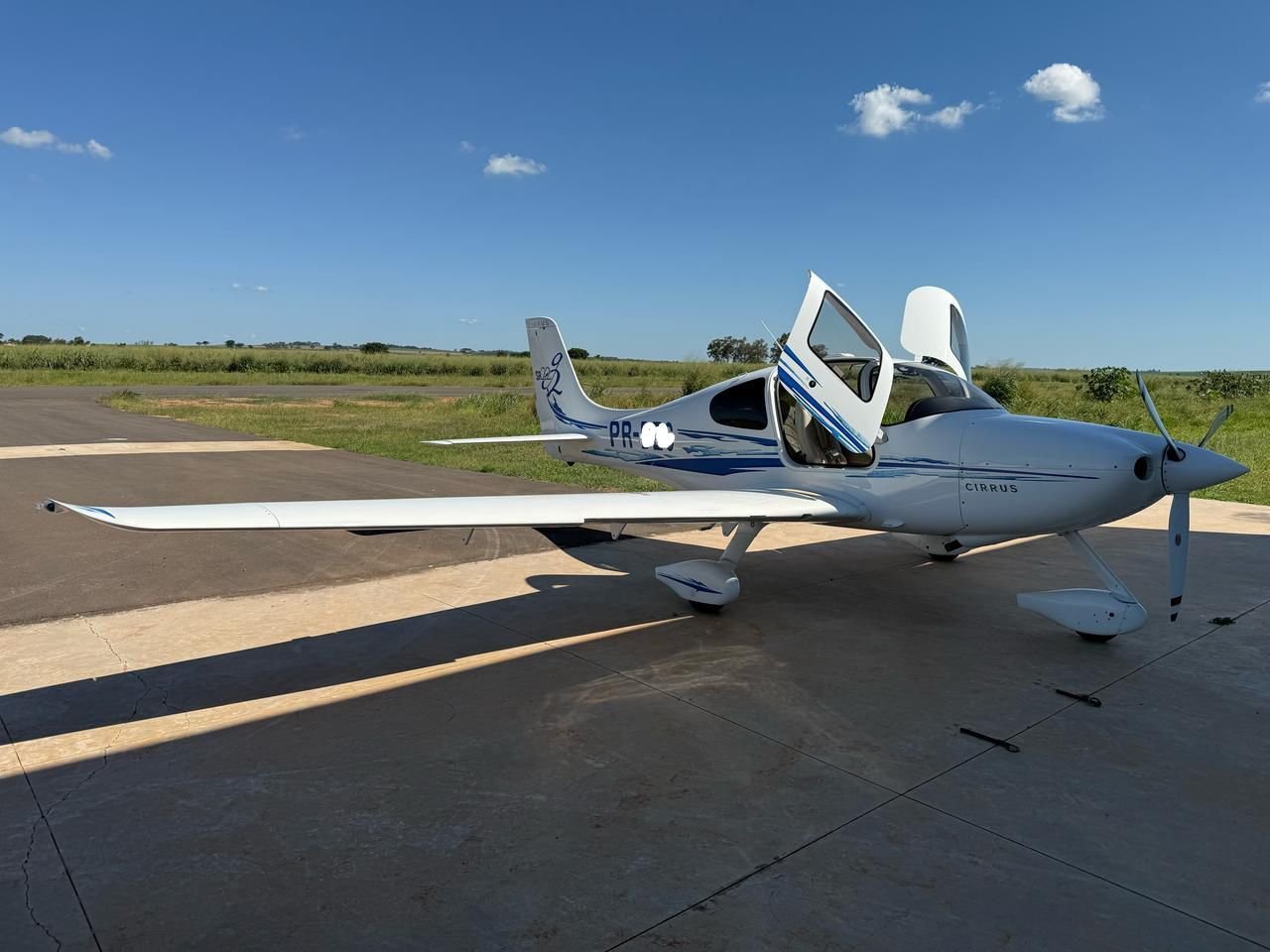 CIRRUS SR22 G2 2007