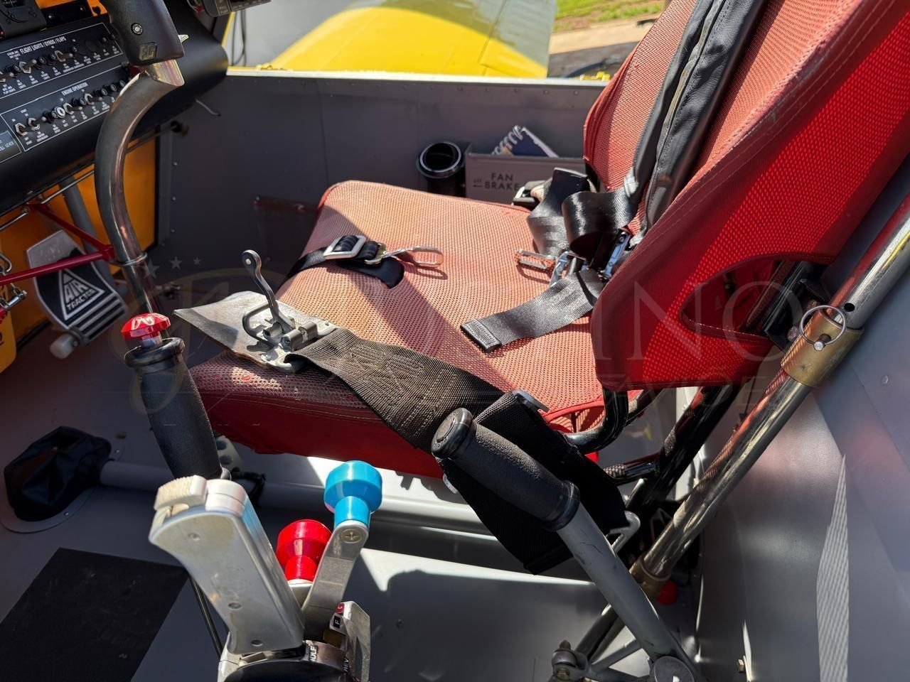 AIRTRACTOR AT502B 2012