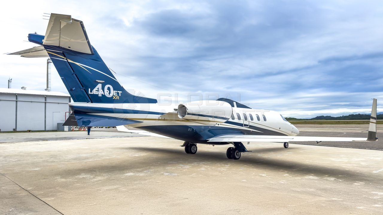 BOMBARDIER LEARJET 40XR 2006
