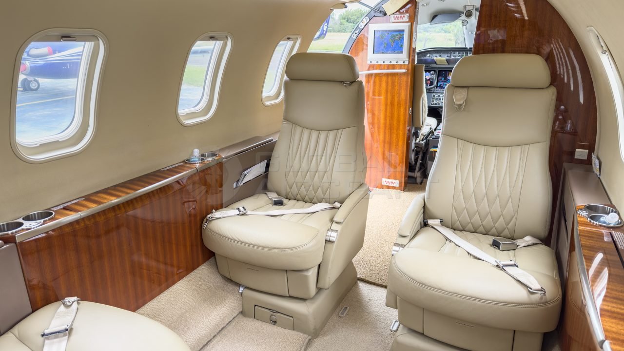 BOMBARDIER LEARJET 40XR 2006