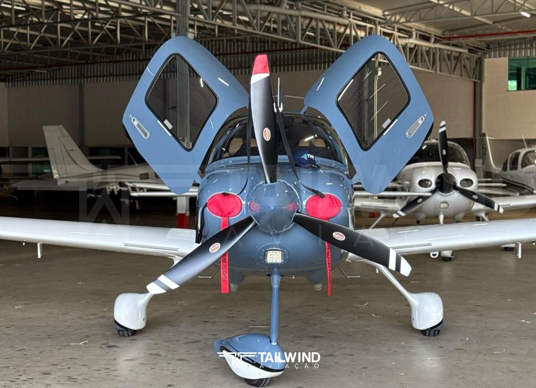 CIRRUS SR22 G7 2025