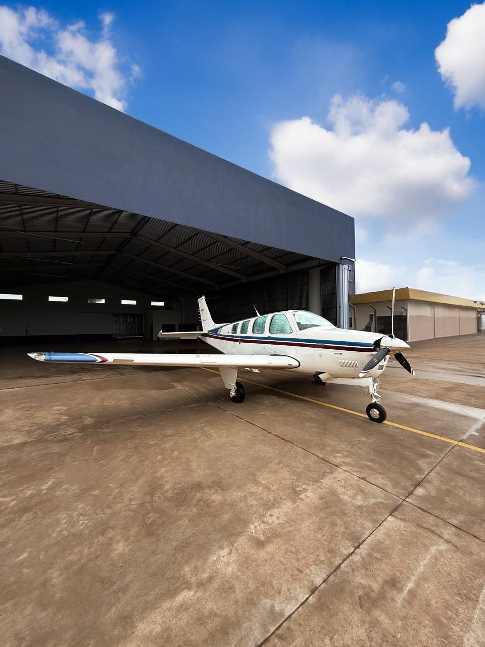 BEECHCRAFT BONANZA A36 1995
