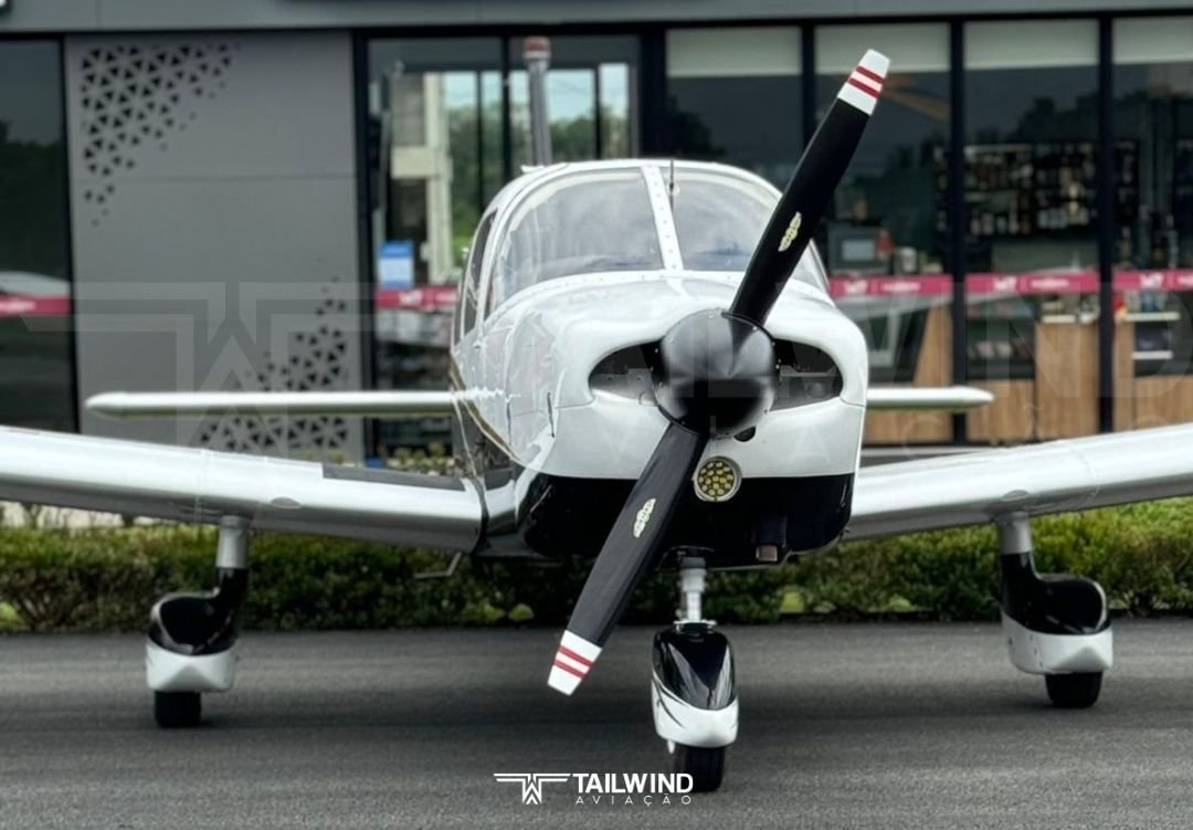 EMBRAER EMB-712 TUPI 1989