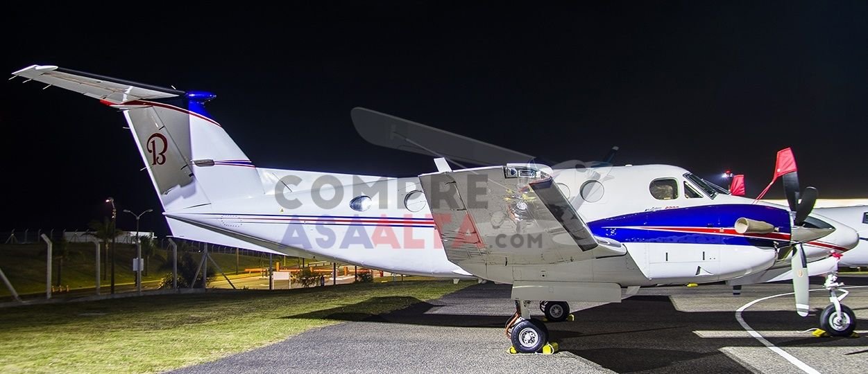 BEECHCRAFT KING AIR B200 2000