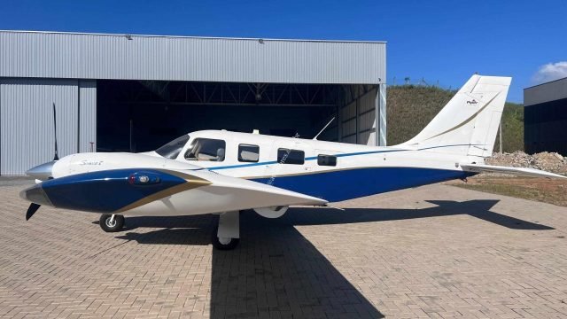 PIPER PA-34-220T SENECA V 2001