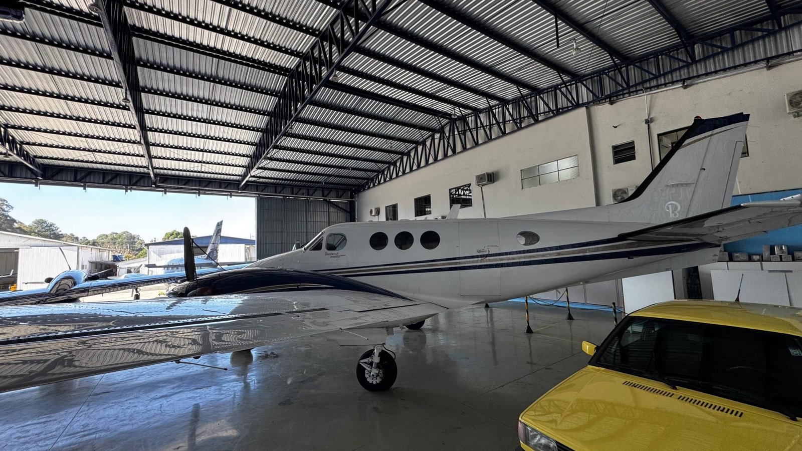 BEECHCRAFT KING AIR C90GTX 2012