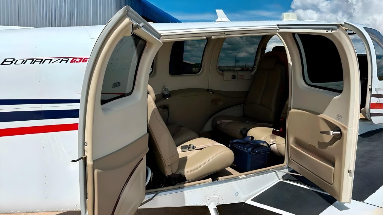 BEECHCRAFT BONANZA G36 2016
