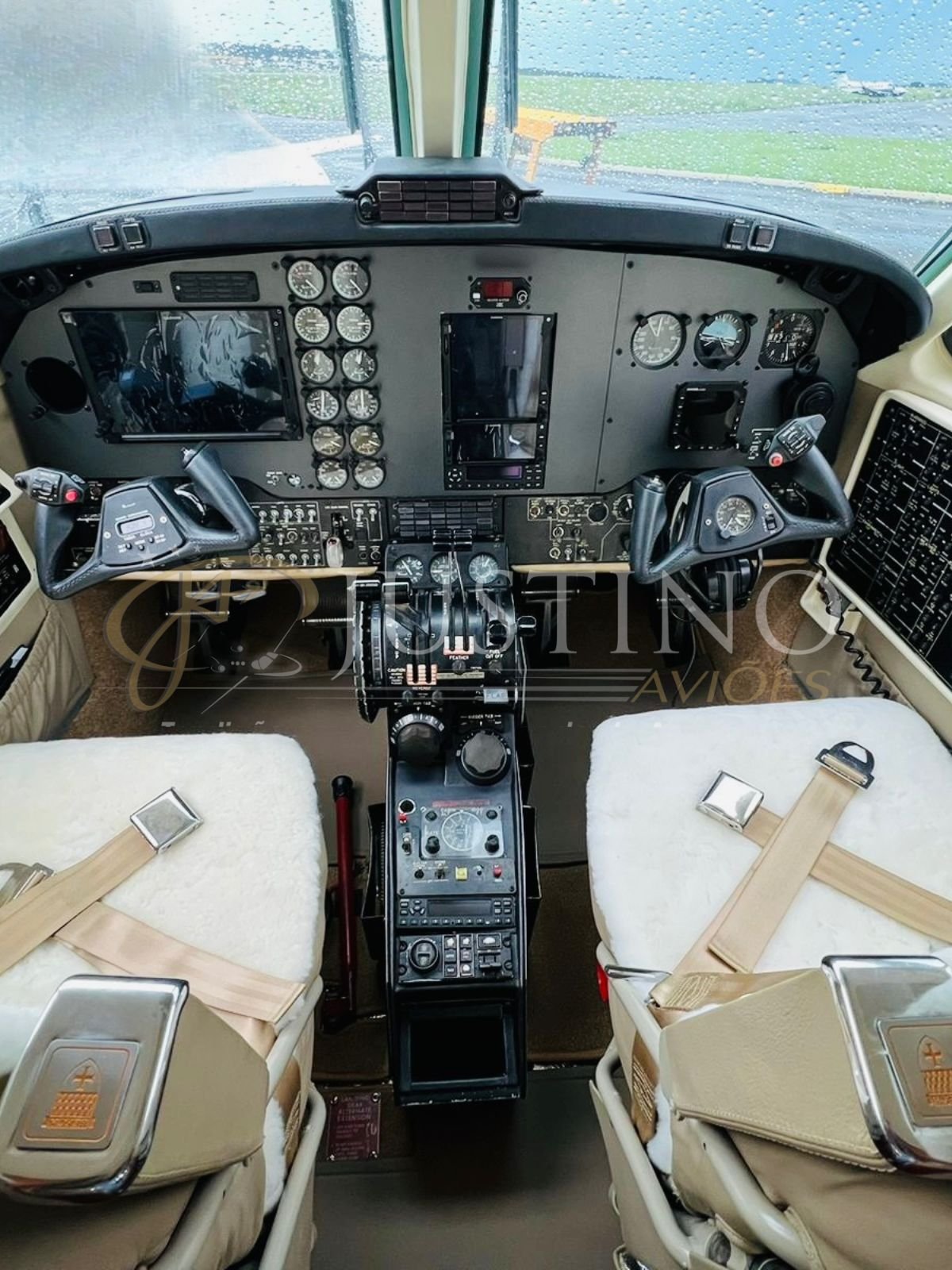 KING AIR F90 1982