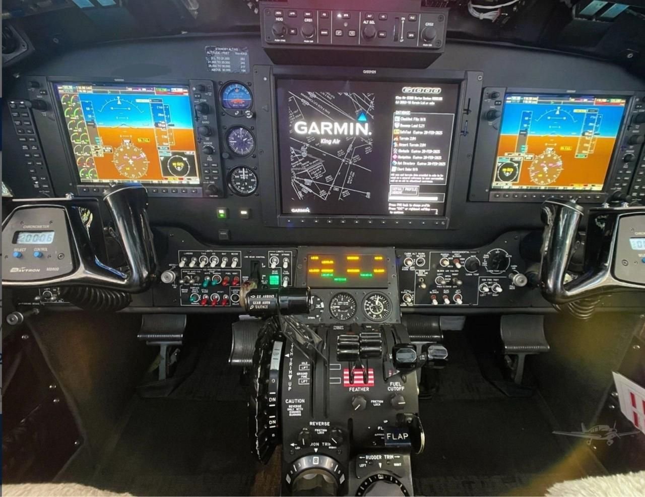 BEECHCRAFT SUPER KING AIR B300 2000