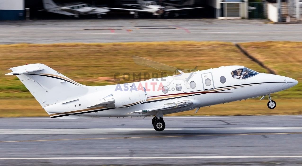 BEECHJET HAWKER 400XP 2006