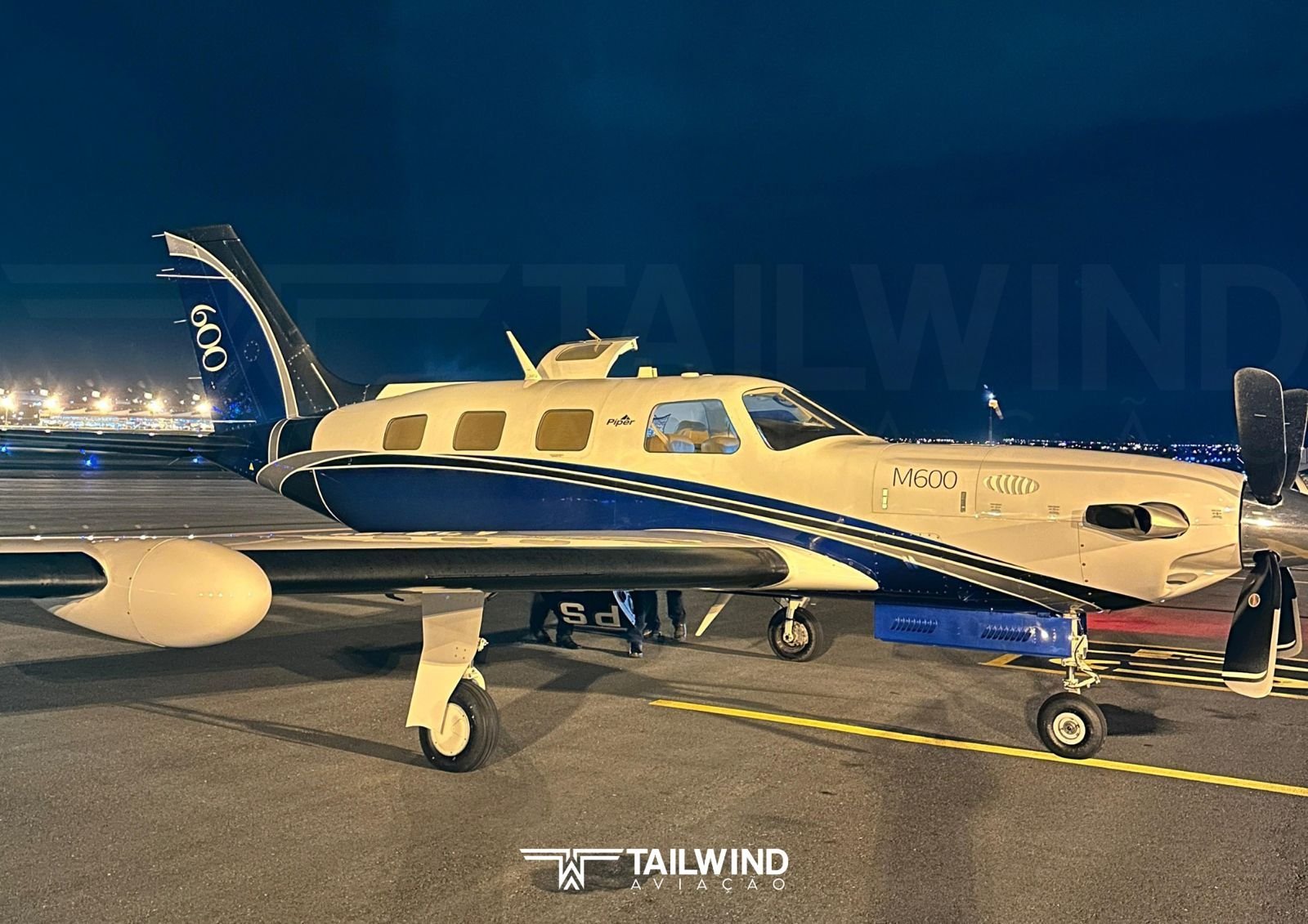 PIPER MERIDIAN M600 2016