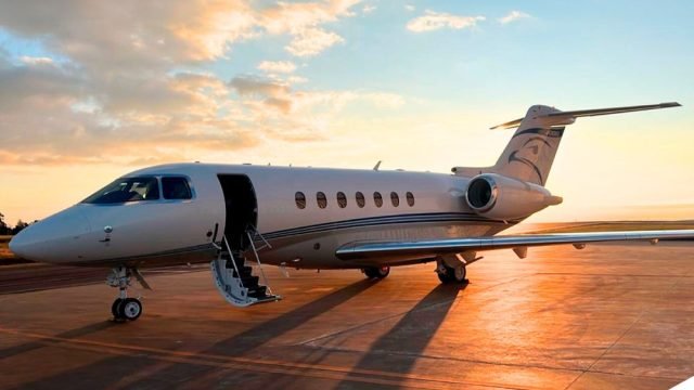 HAWKER 4000 2011