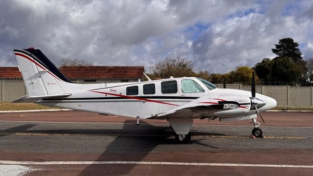 BEECHCRAFT BARON 58 1981