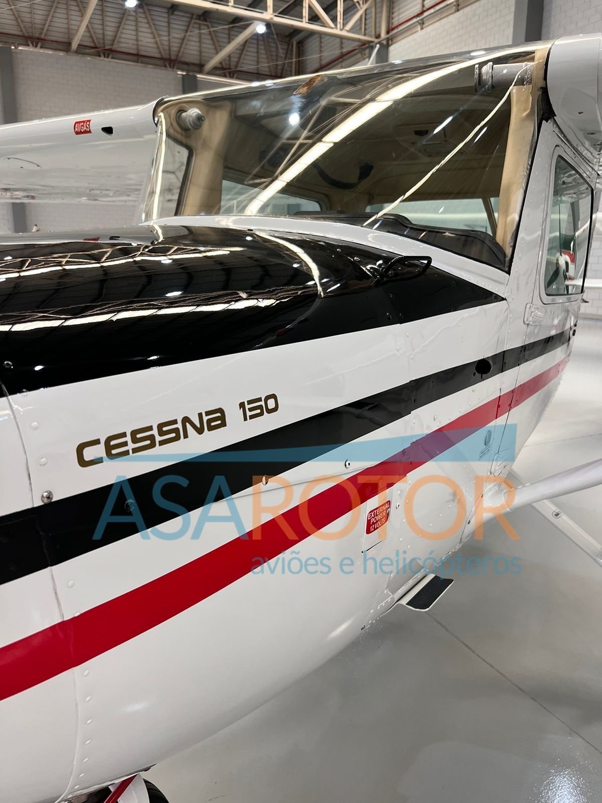 CESSNA 150M 1976