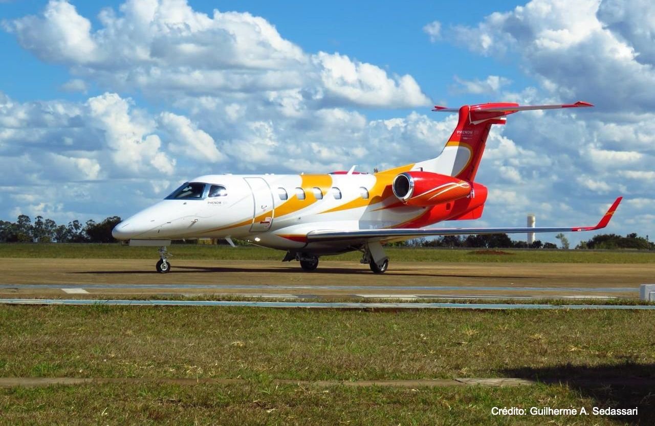 EMBRAER PHENOM 300 2014
