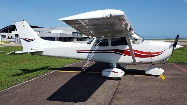 CESSNA 172S SKYHAWK 1999