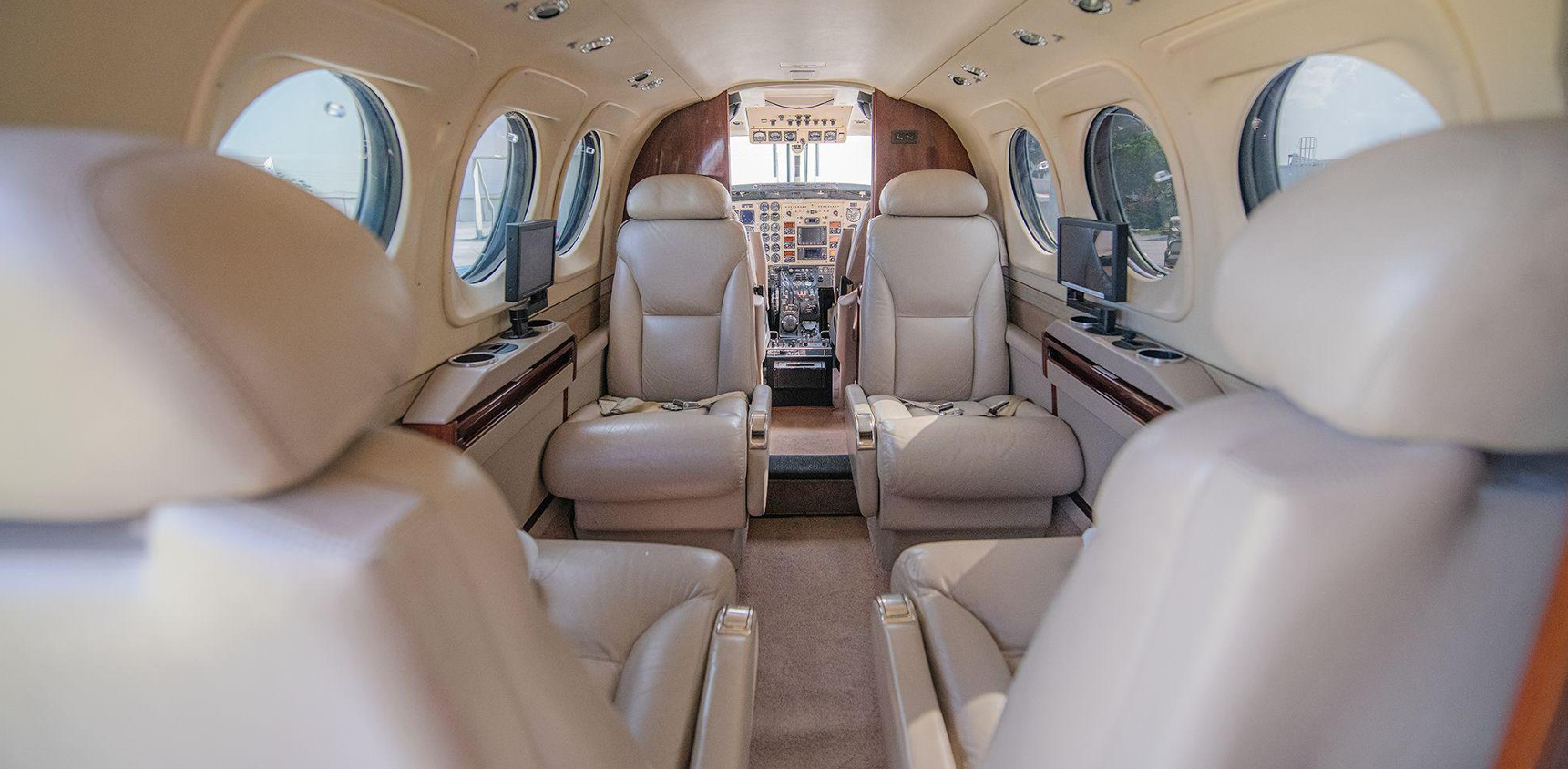 BEECHCRAFT KING AIR C90B 2005