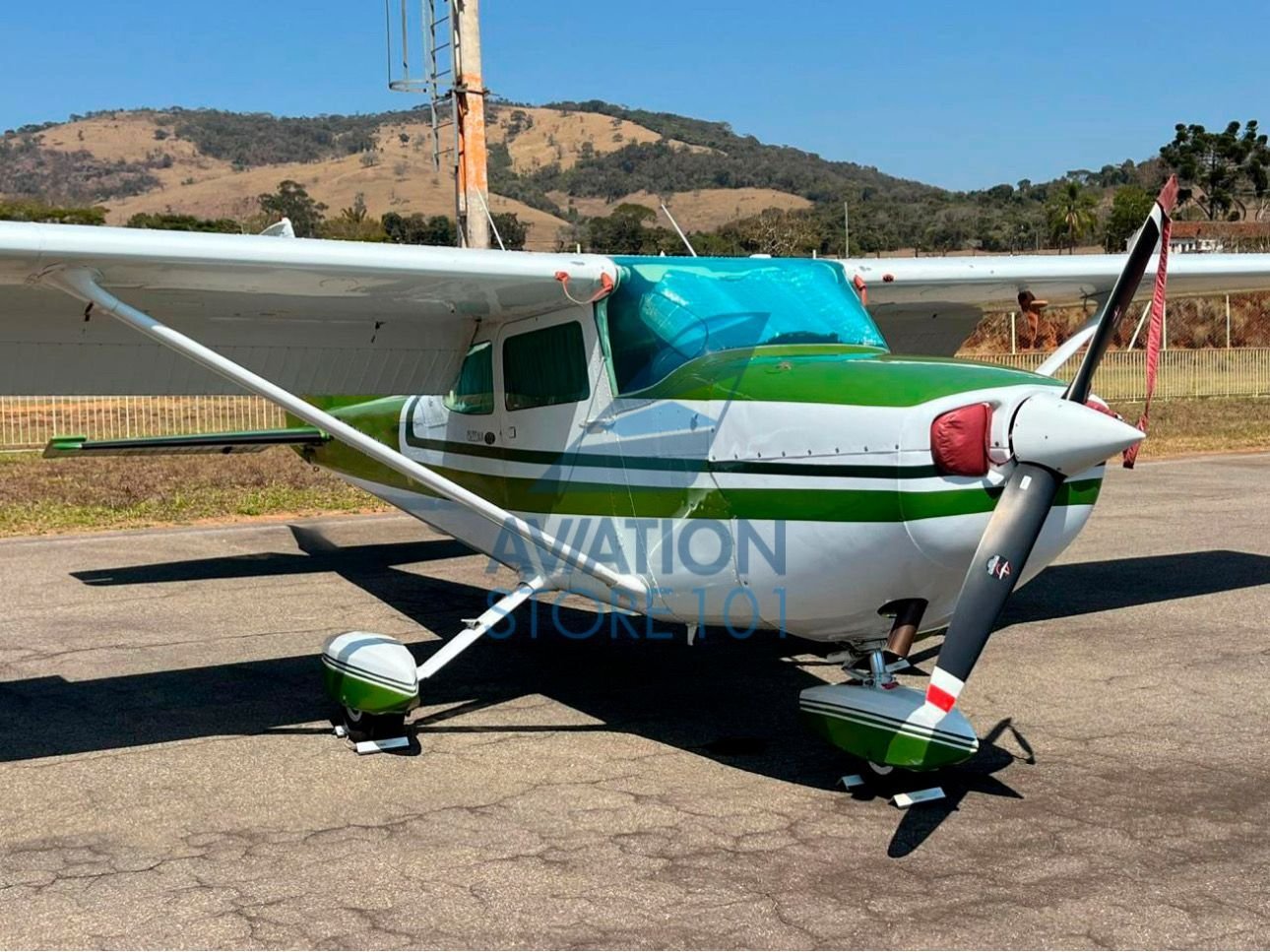 CESSNA 172M SKYHAWK 1974