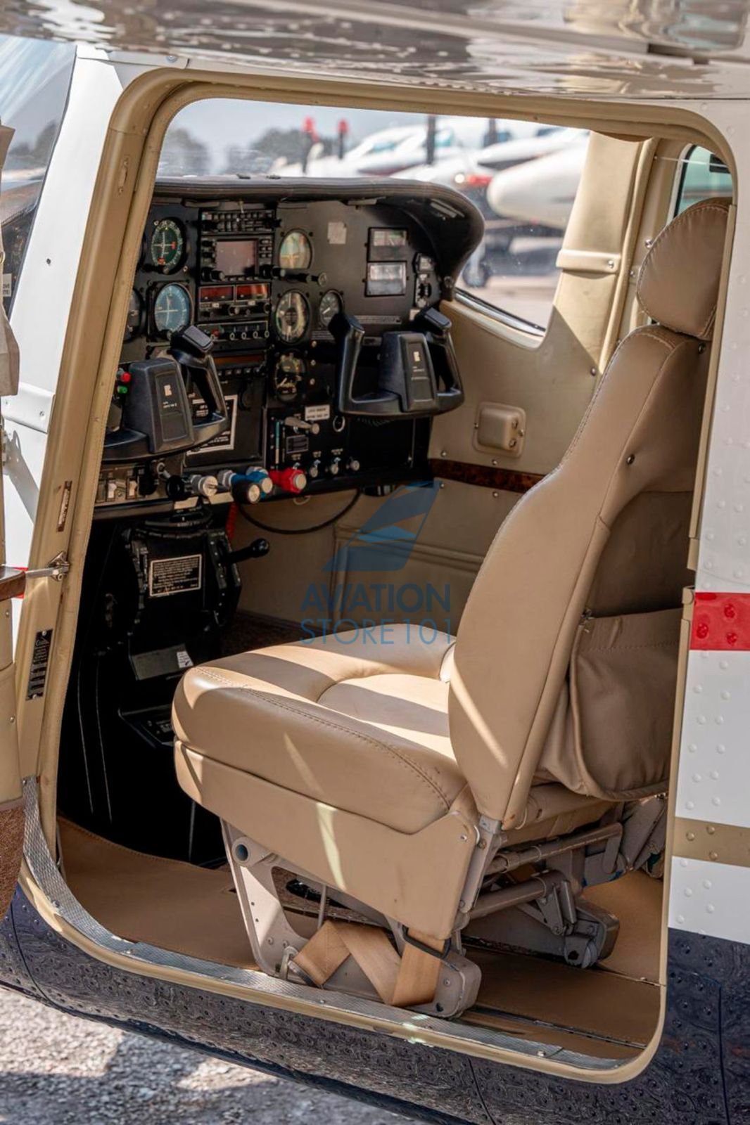 CESSNA CENTURION T210N 1980