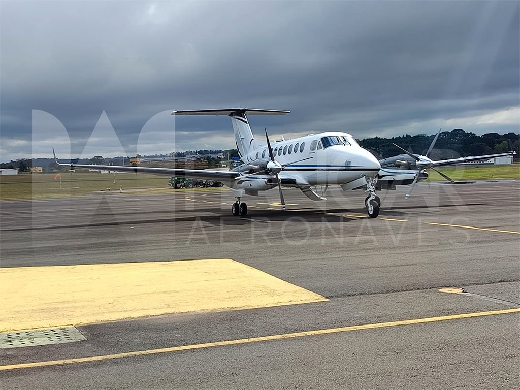 BEECHCRAFT KING AIR 350 2017