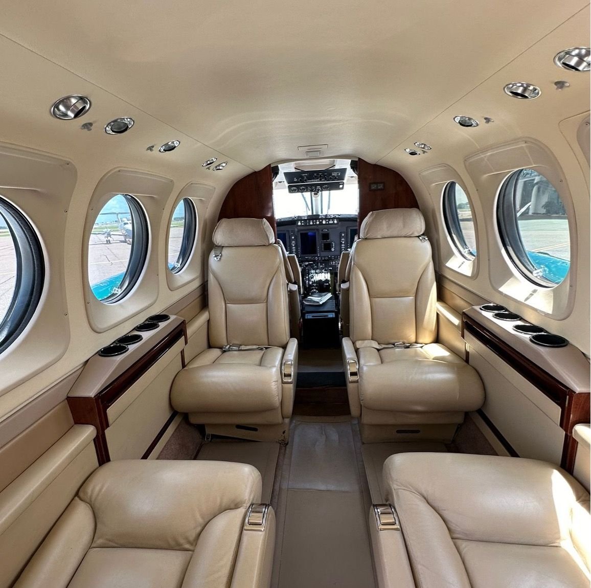 BEECHCRAFT KING AIR C90GTi 2008