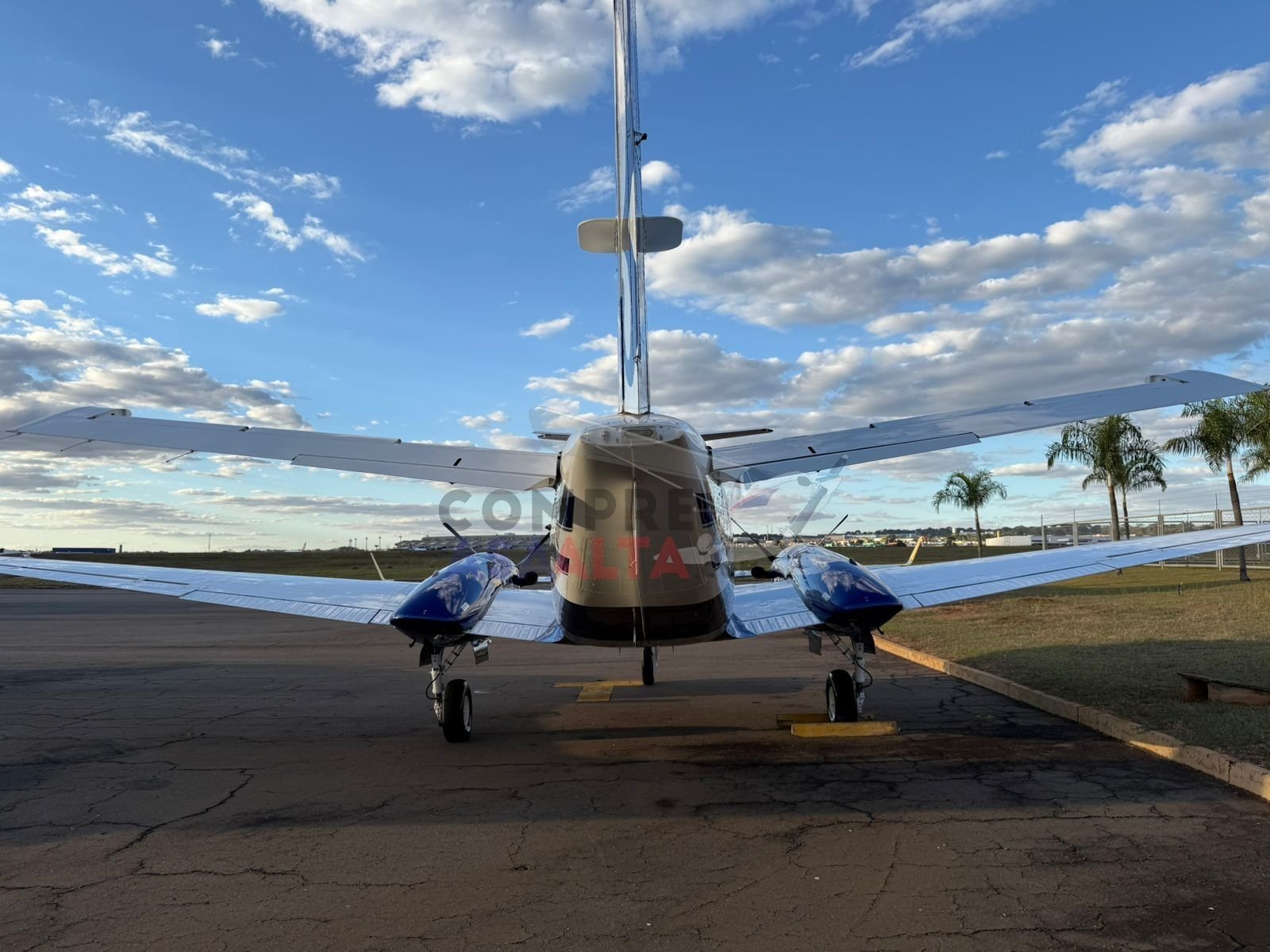 BEECHCRAFT KING AIR C90B 2004