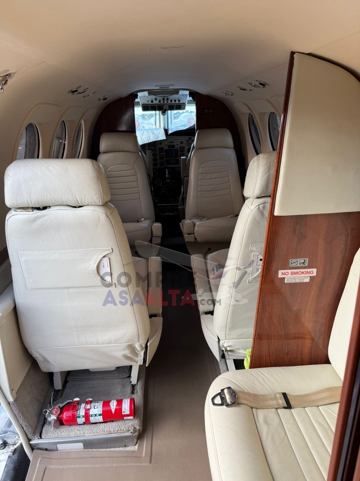 BEECHCRAFT KING AIR C90B 2004