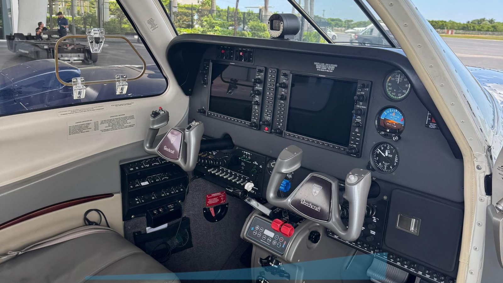 BEECHCRAFT BARON G58 2017