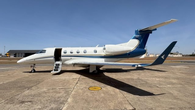 EMBRAER PHENOM 300 2014