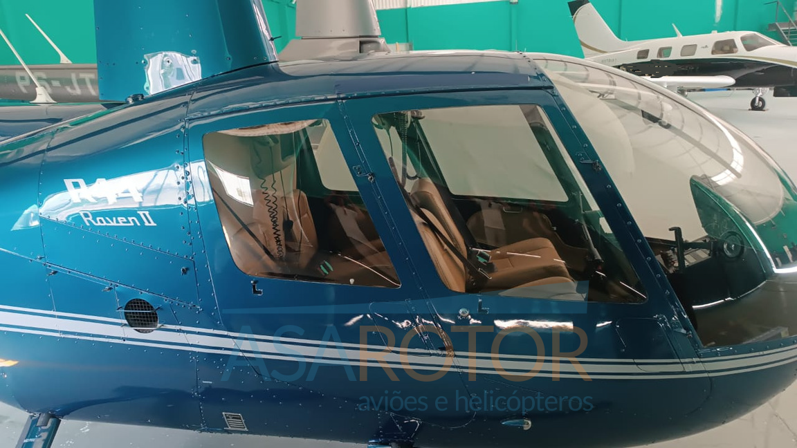 ROBINSON R44 RAVEN II 2011