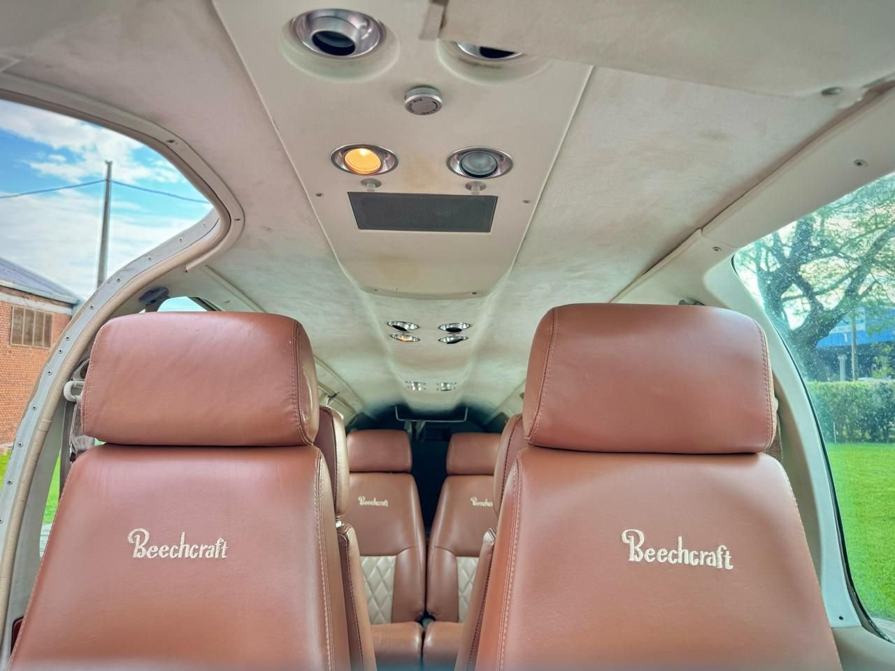 BEECHCRAFT BARON B58 1999